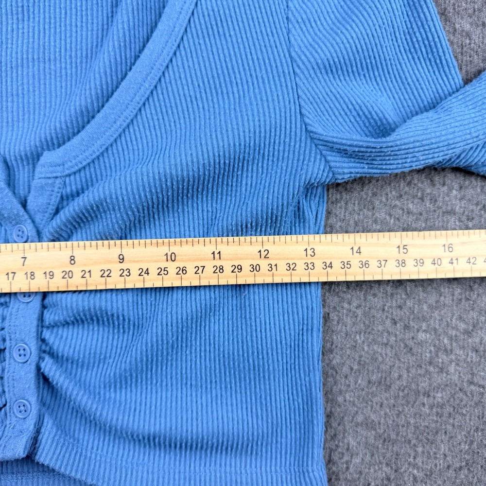 Out from Under | Ribbed Button-Front Crop Top - Picture 5 of 5